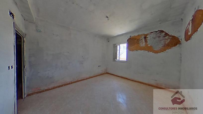 For sale of villa in ARIZA