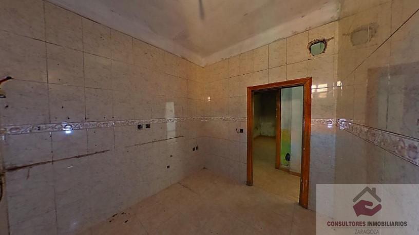 For sale of villa in ARIZA