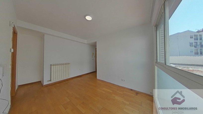 For sale of office in Zaragoza