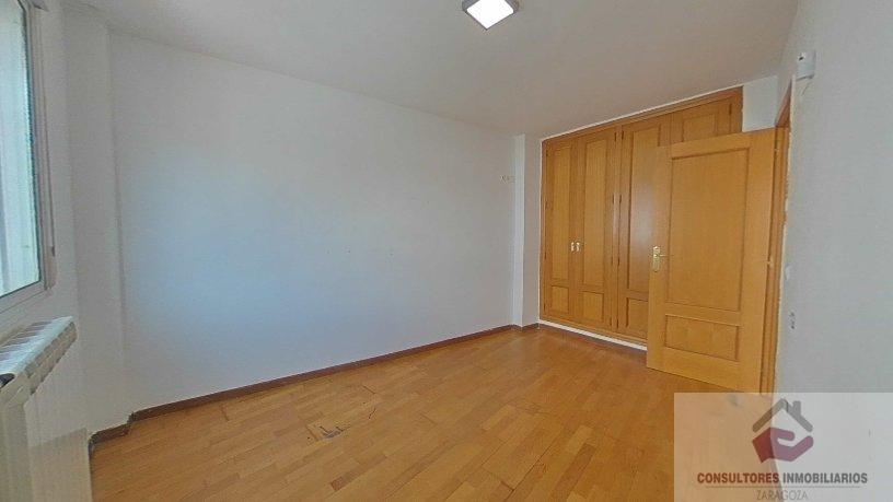 For sale of office in Zaragoza