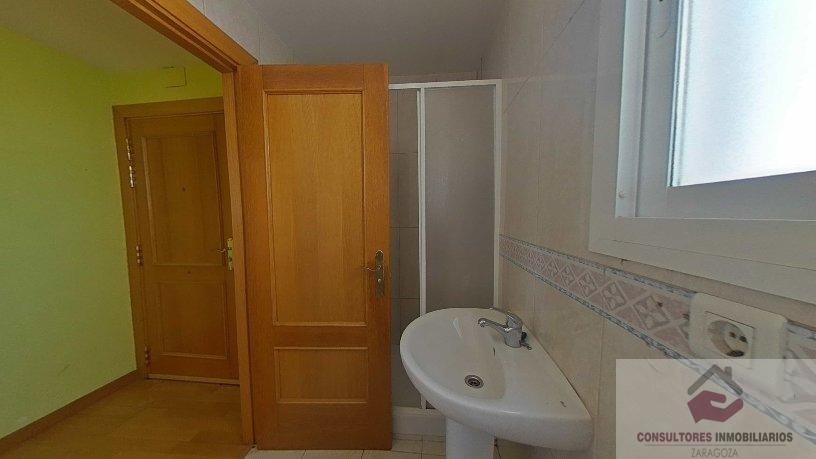 For sale of penthouse in Zaragoza
