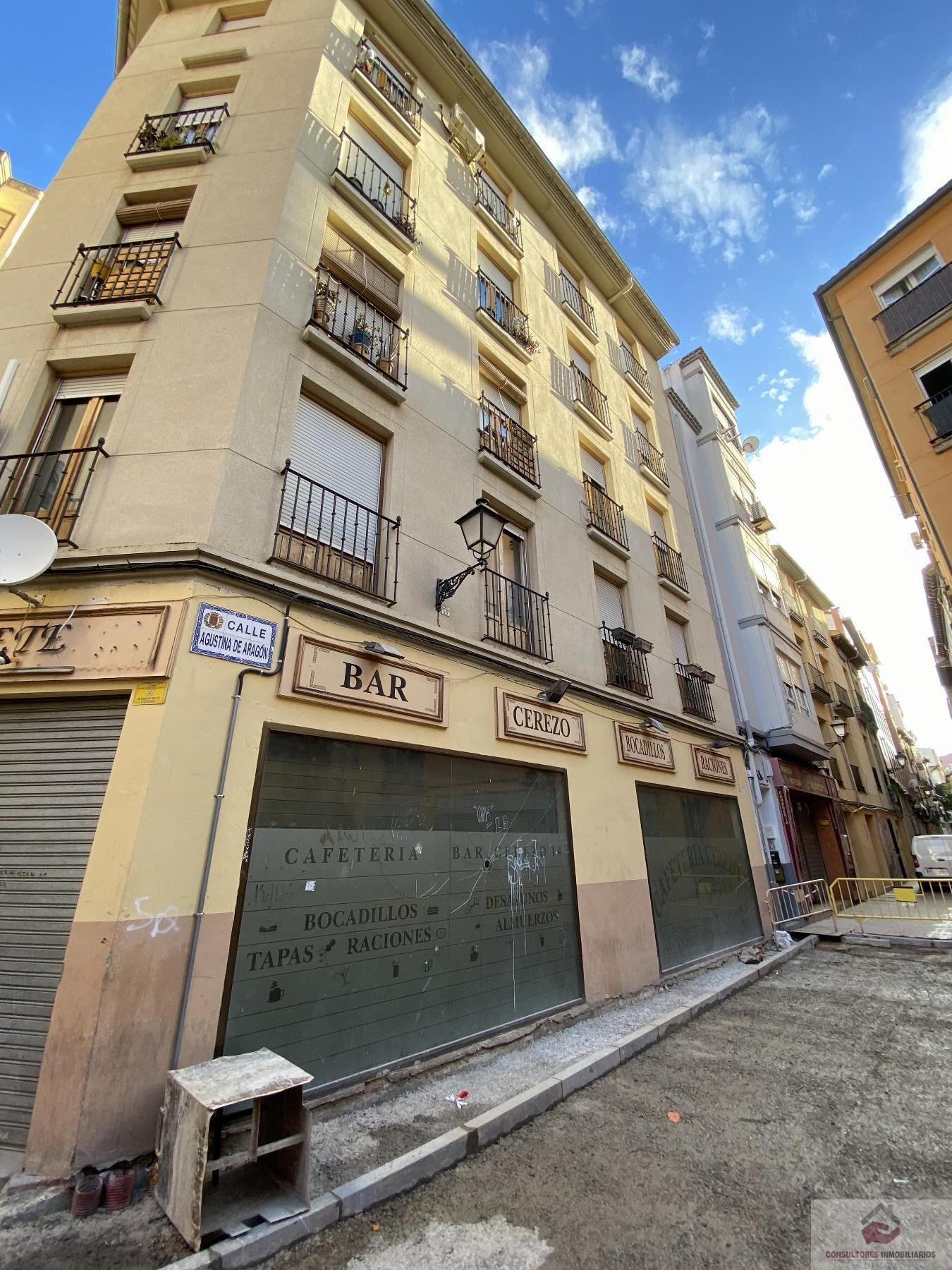 For sale of commercial in Zaragoza