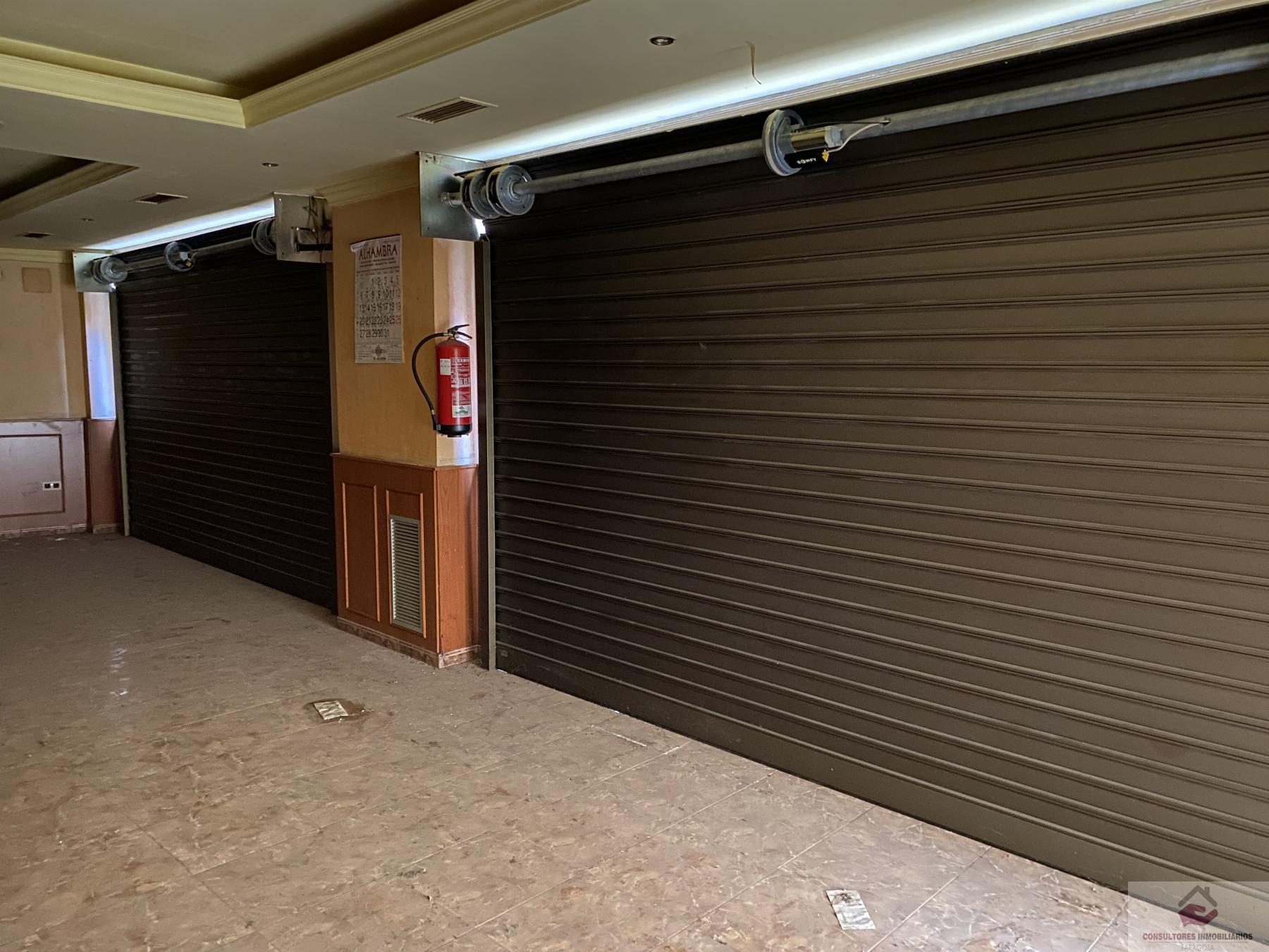 For sale of commercial in Zaragoza