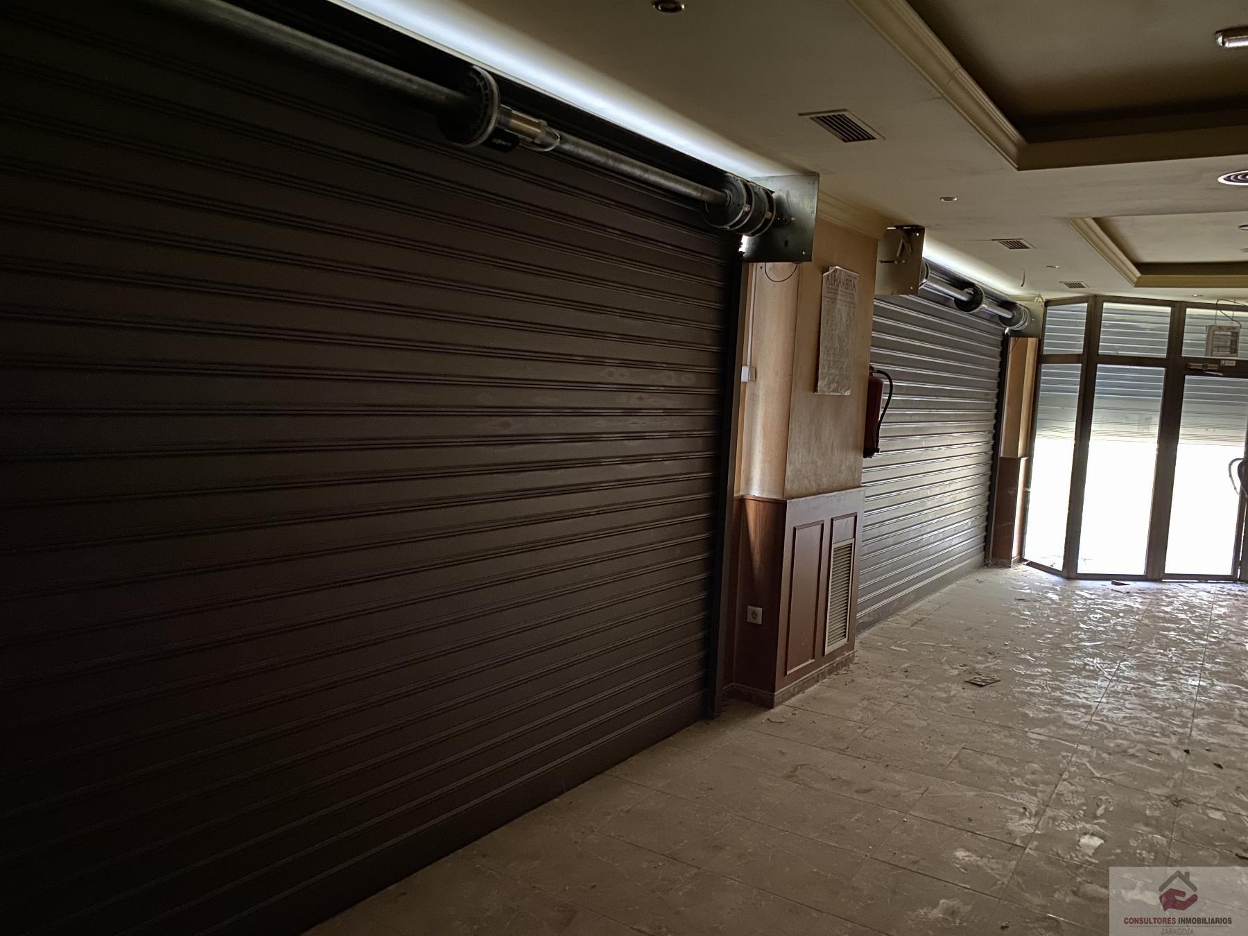 For sale of commercial in Zaragoza
