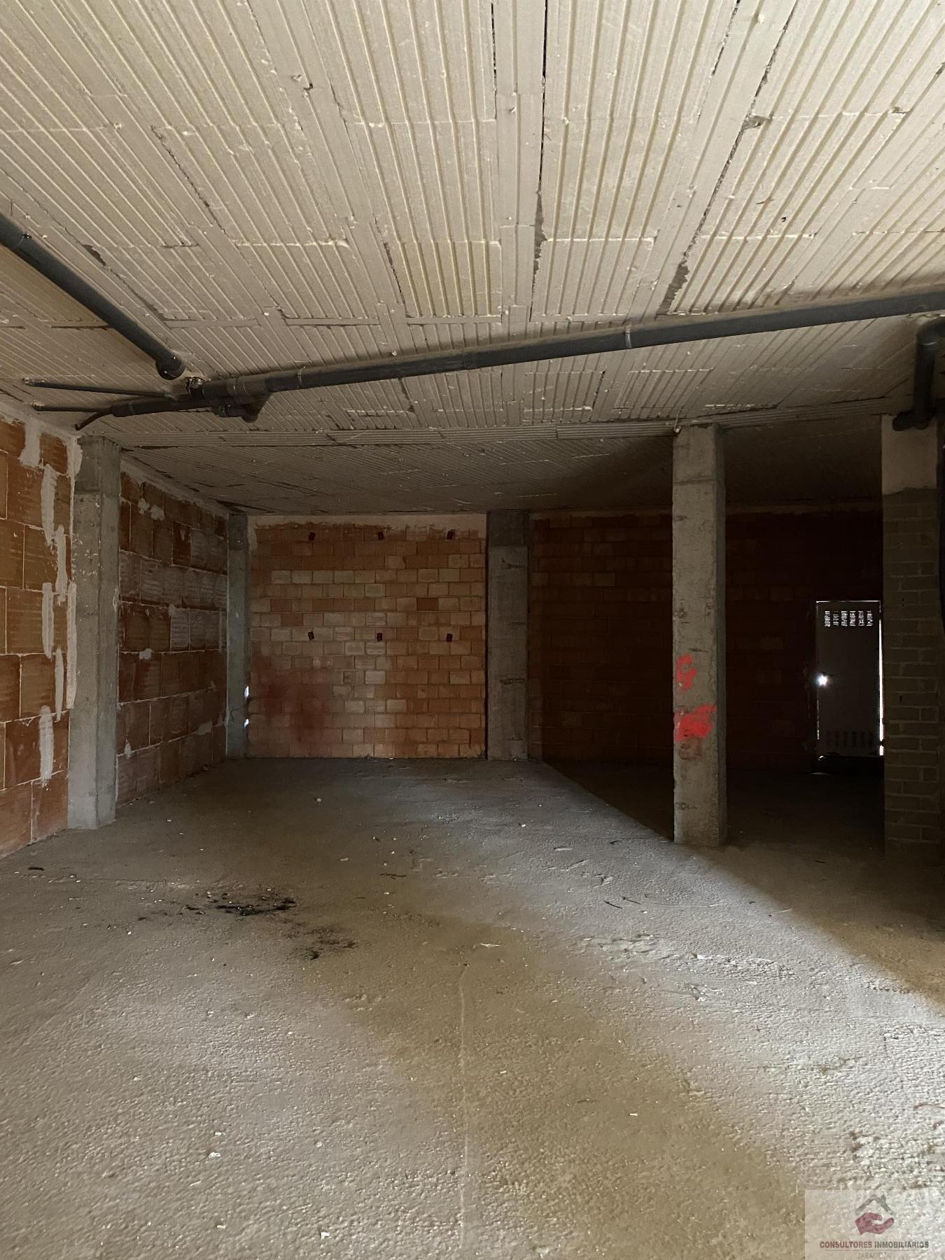 Venta de local comercial en Zaragoza