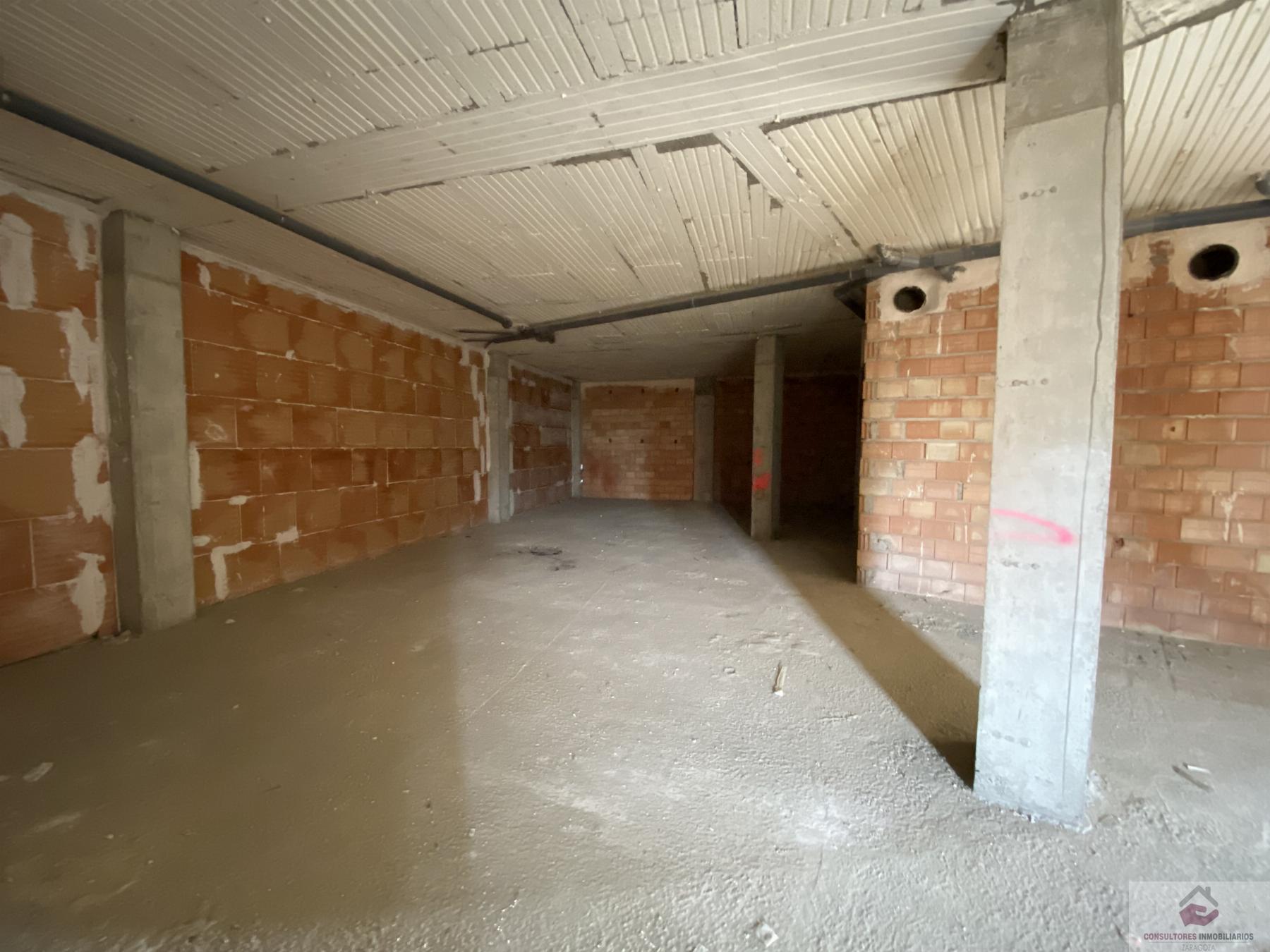Venta de local comercial en Zaragoza