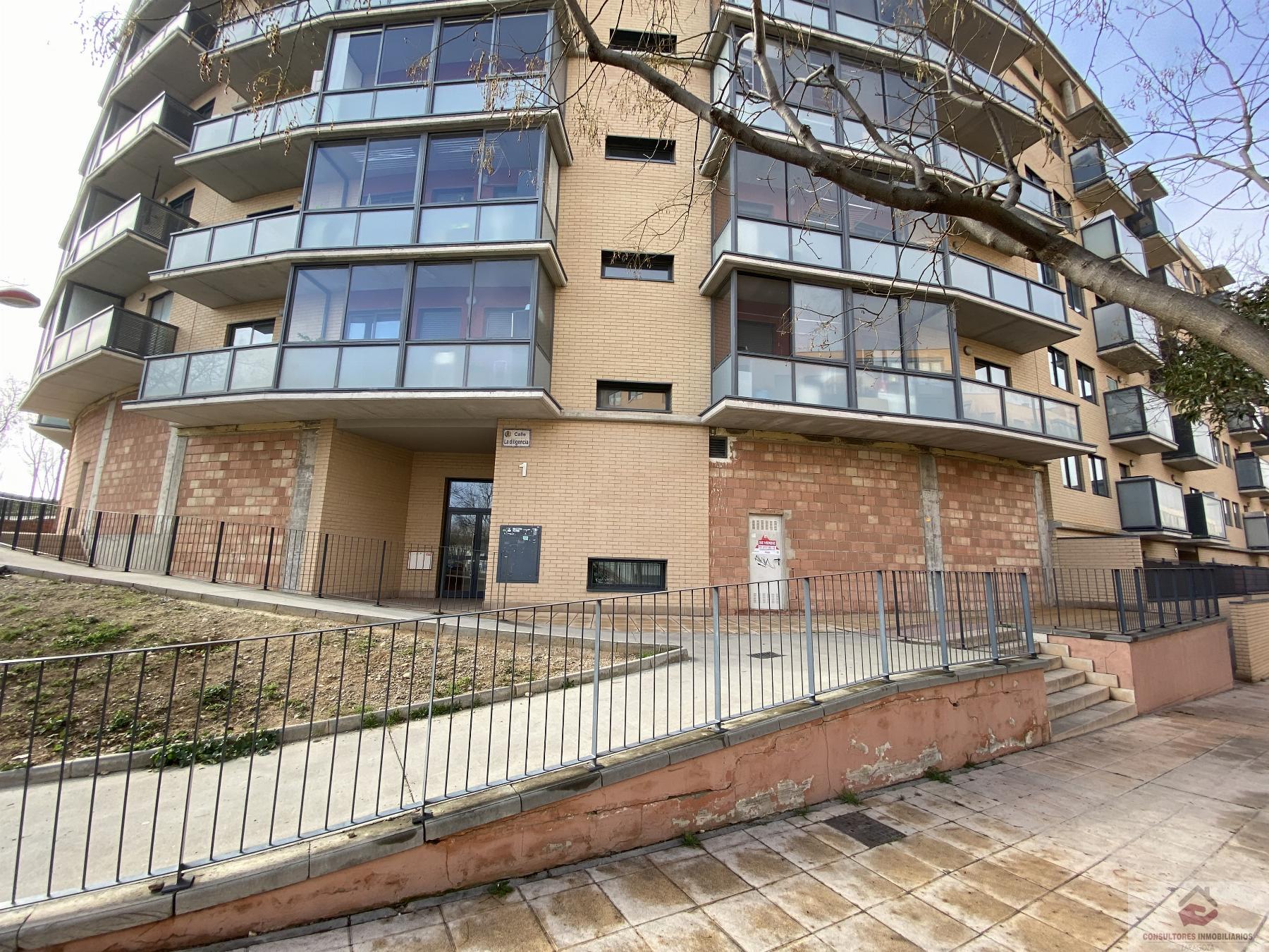 Venta de local comercial en Zaragoza
