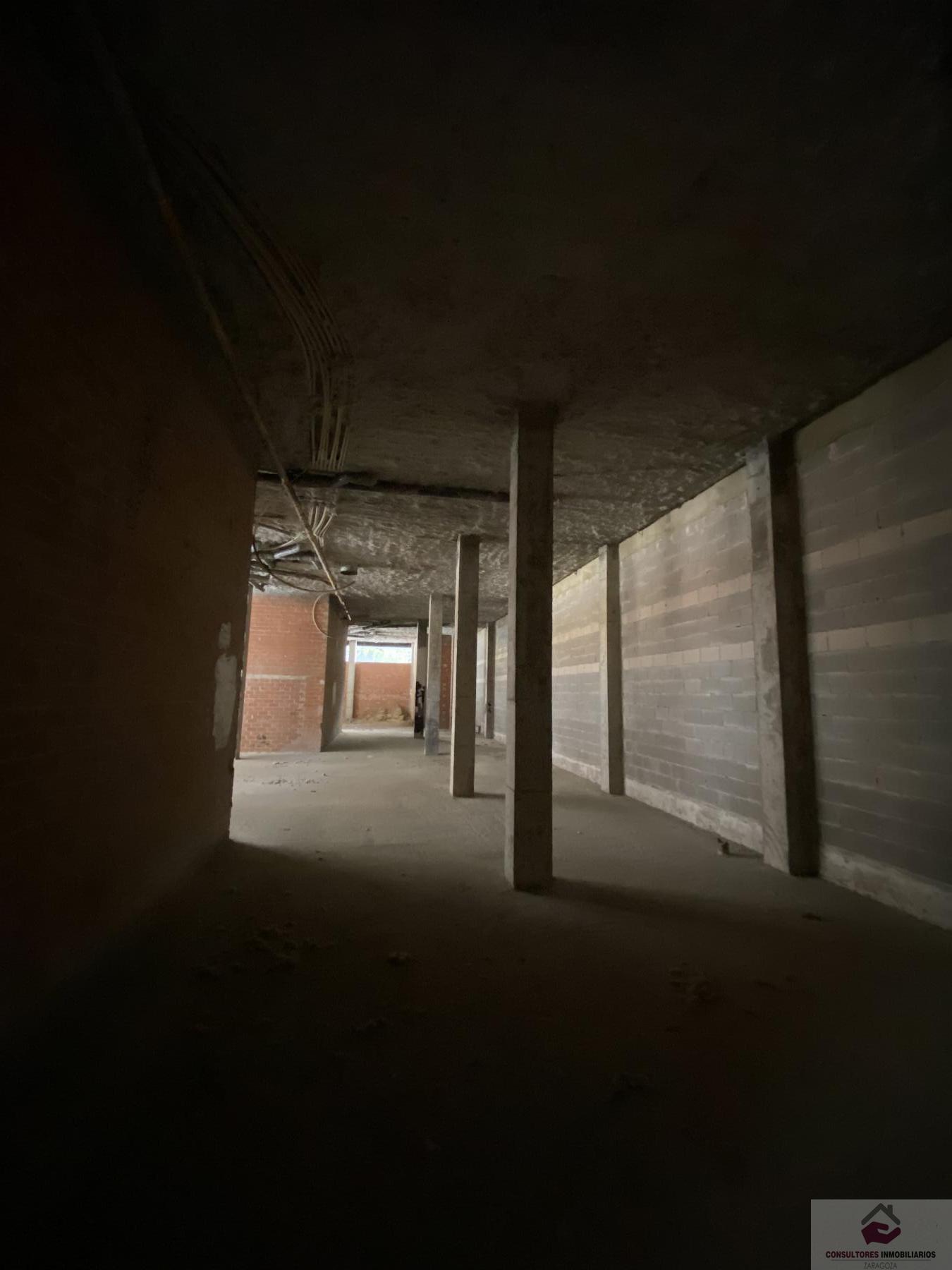 Venta de local comercial en Zaragoza