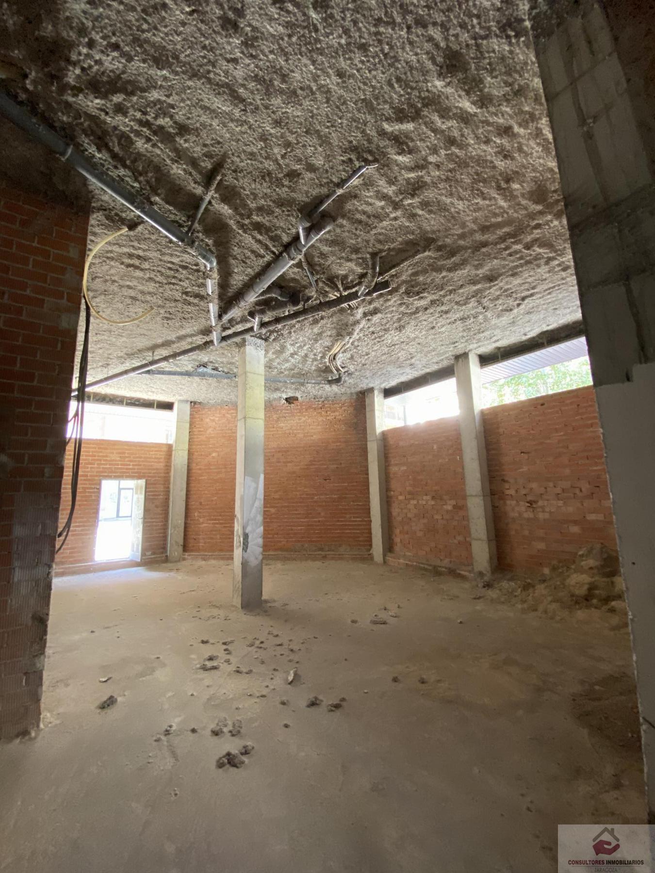 Venta de local comercial en Zaragoza