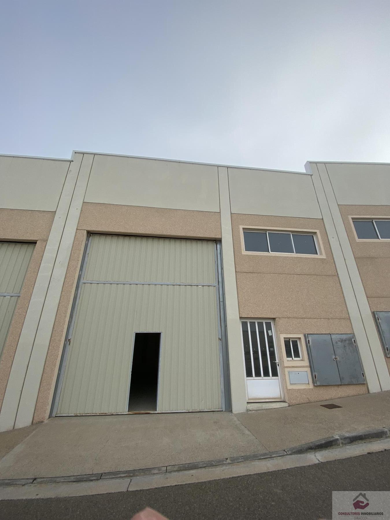 For sale of industrial plant/warehouse in Cuarte de Huerva