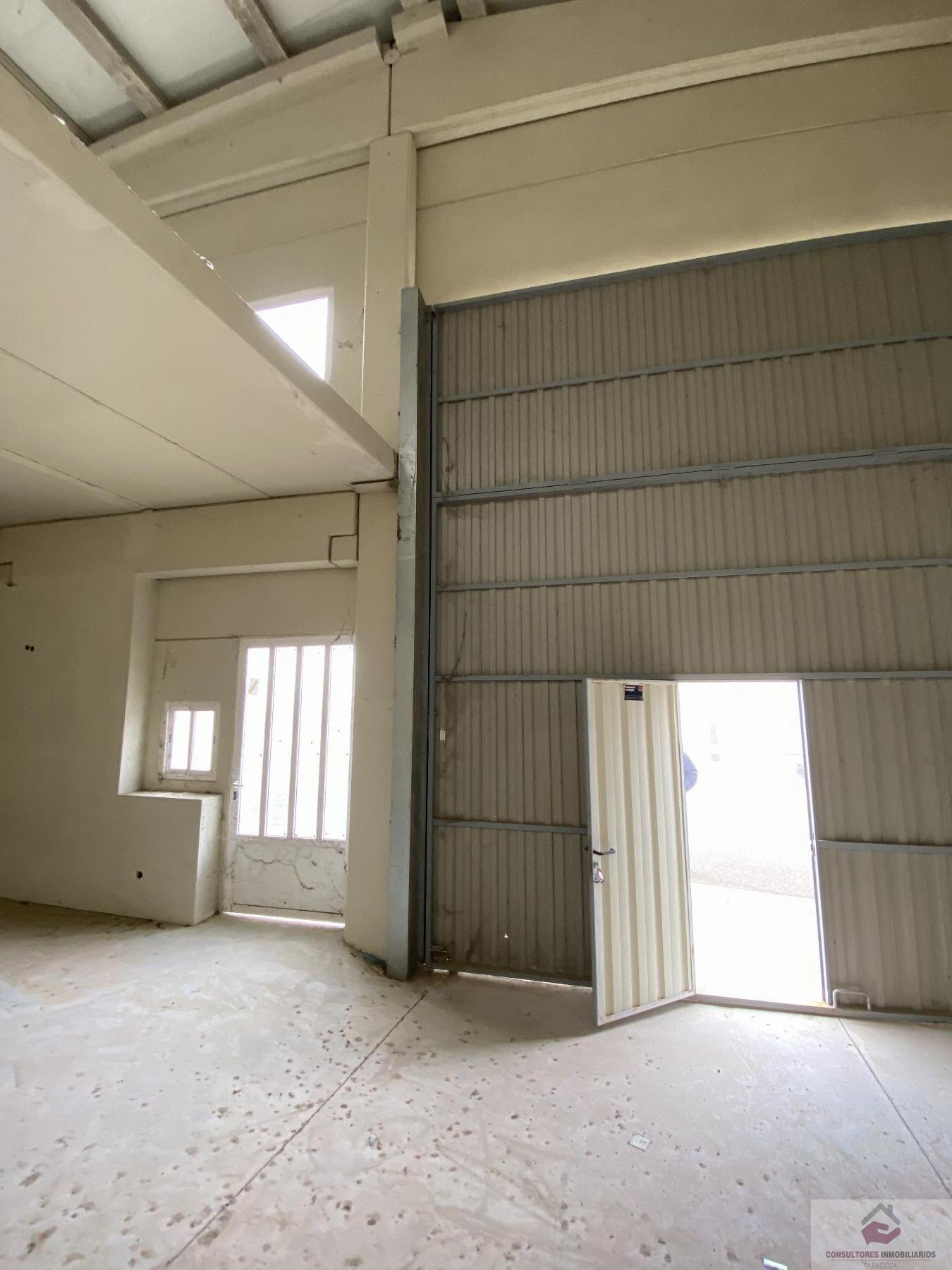 For sale of industrial plant/warehouse in Cuarte de Huerva