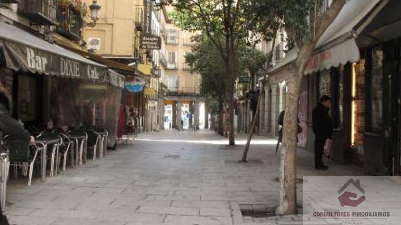 For sale of flat in Zaragoza