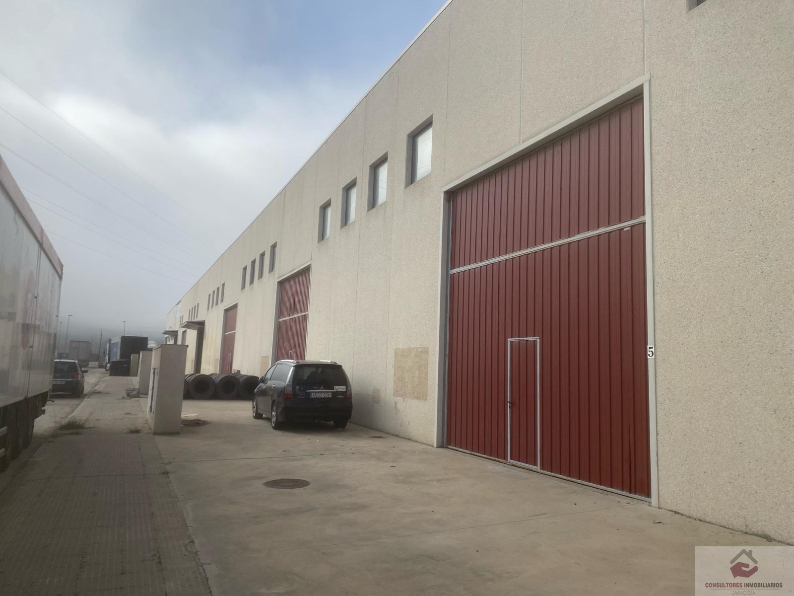 Venta de nave industrial en El Burgo de Ebro