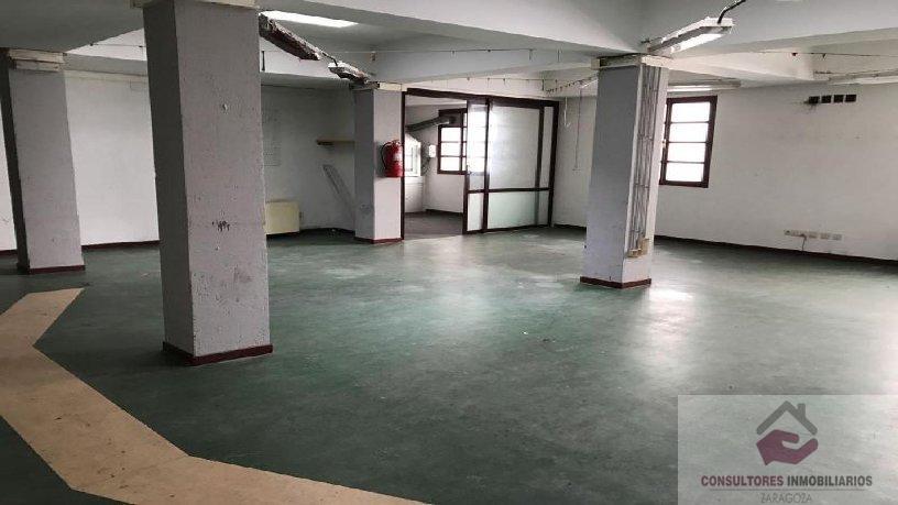 For sale of building in Zaragoza