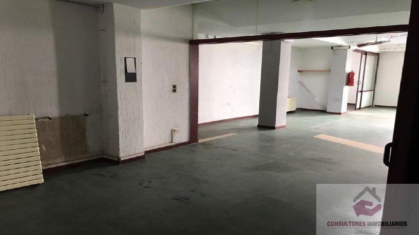 For sale of building in Zaragoza