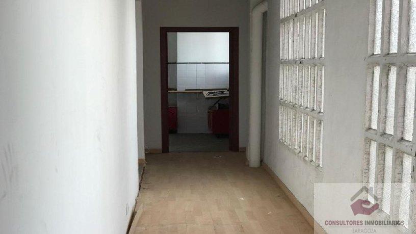For sale of building in Zaragoza