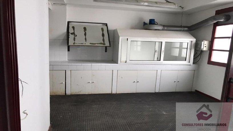 For sale of building in Zaragoza