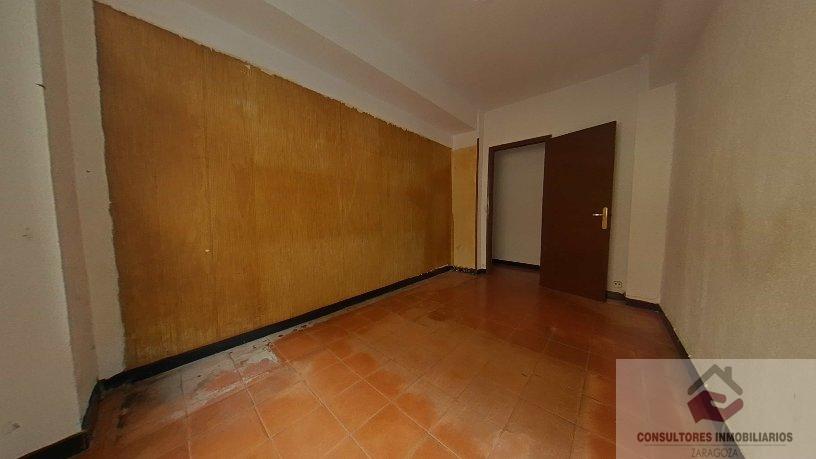 For sale of flat in Zaragoza