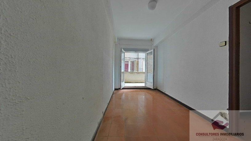For sale of flat in Zaragoza