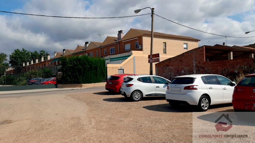 For sale of land in Zaragoza