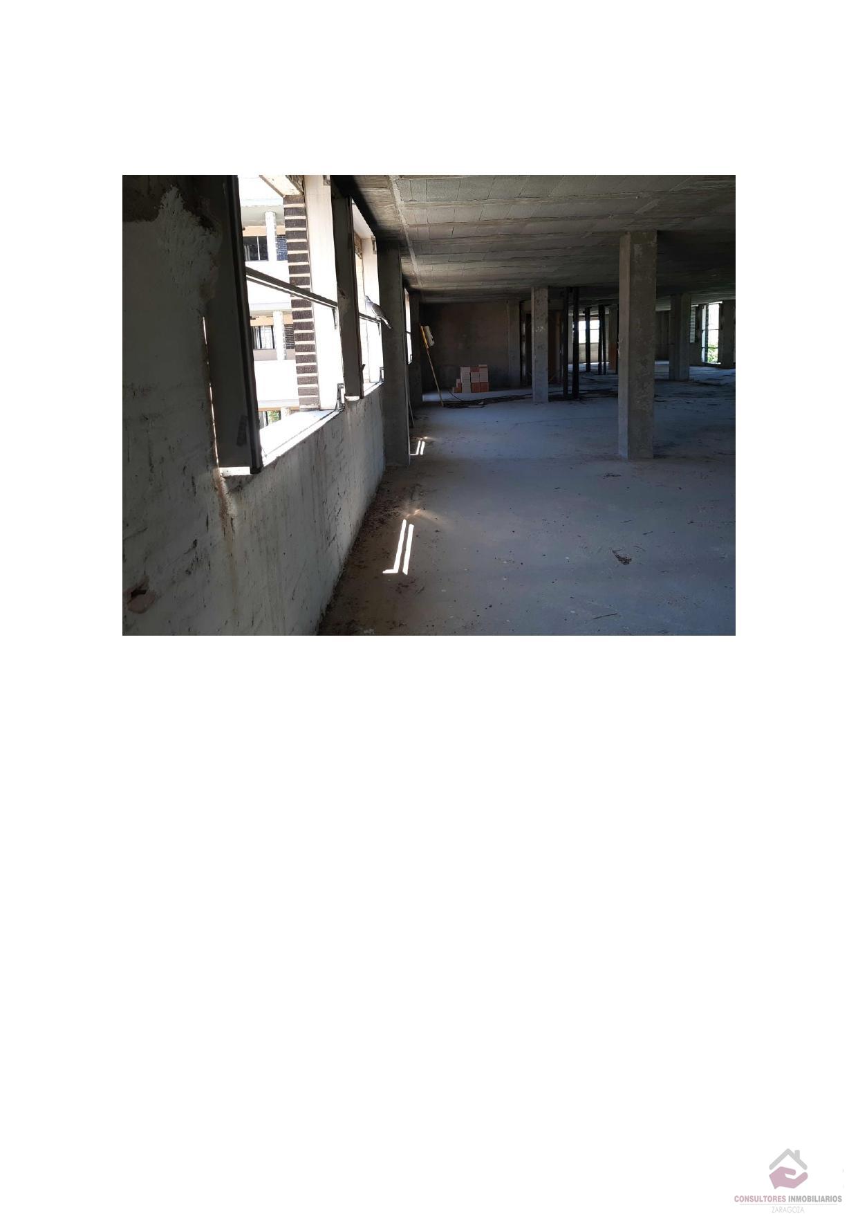 Venta de edificio en Zuera