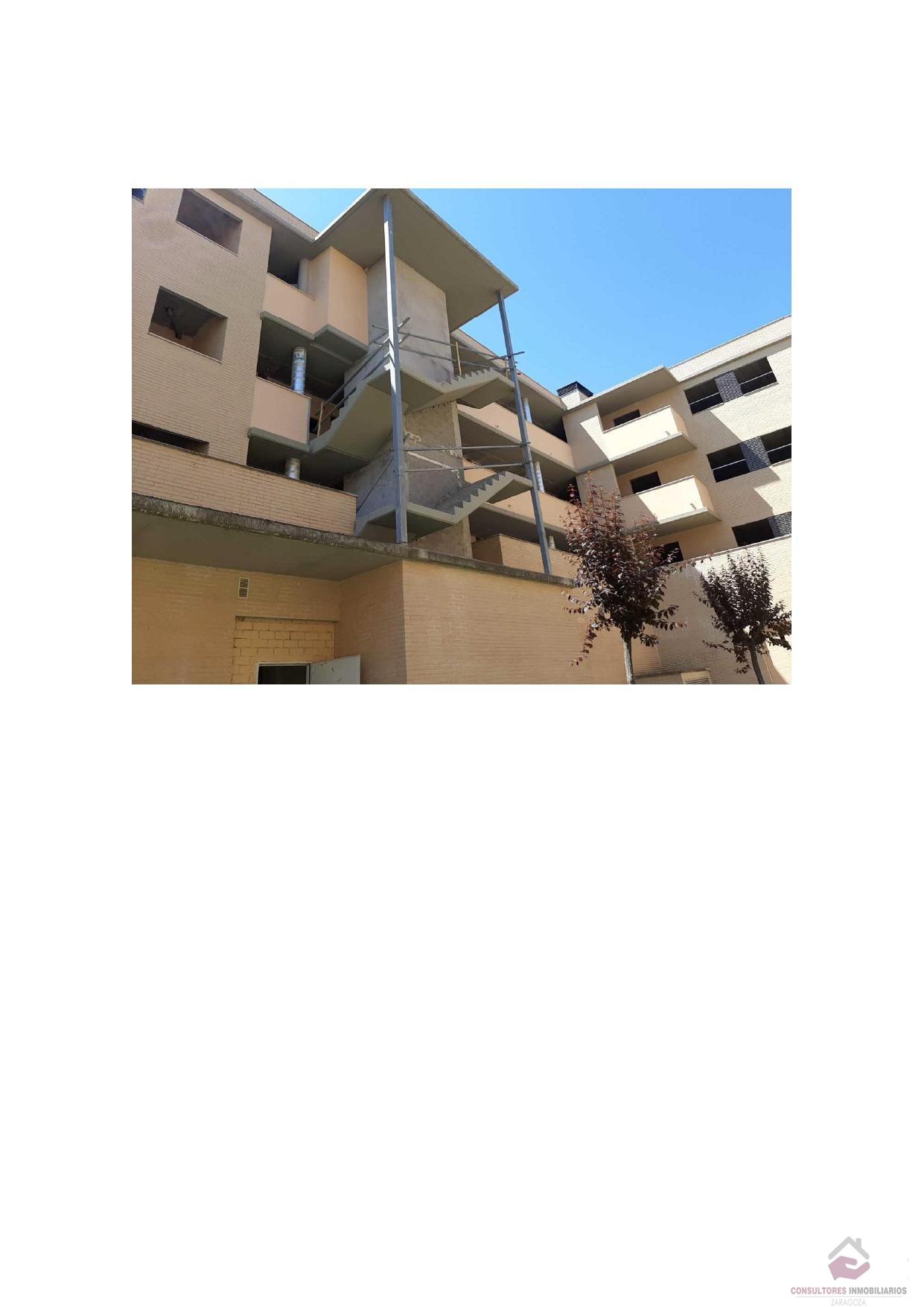 Venta de edificio en Zuera
