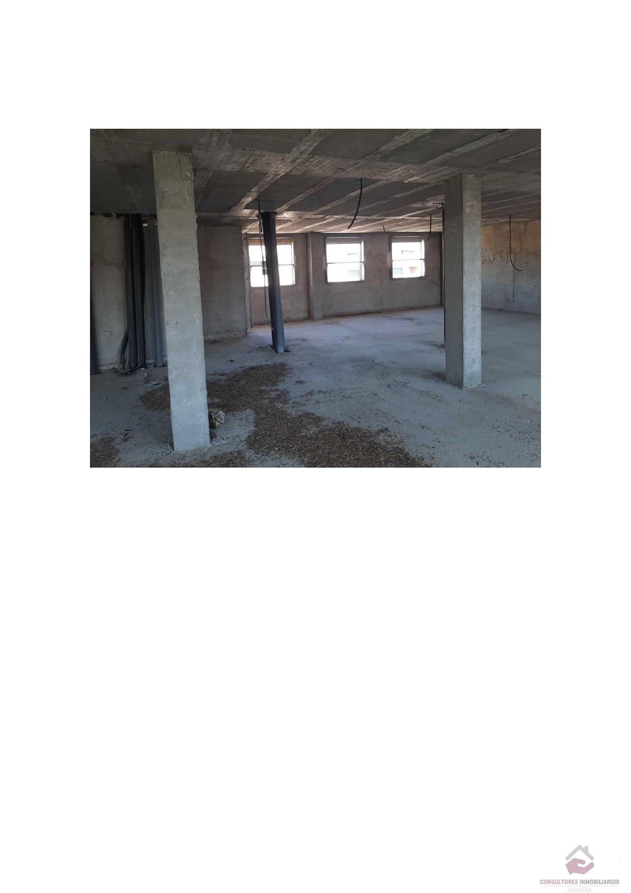 Venta de edificio en Zuera