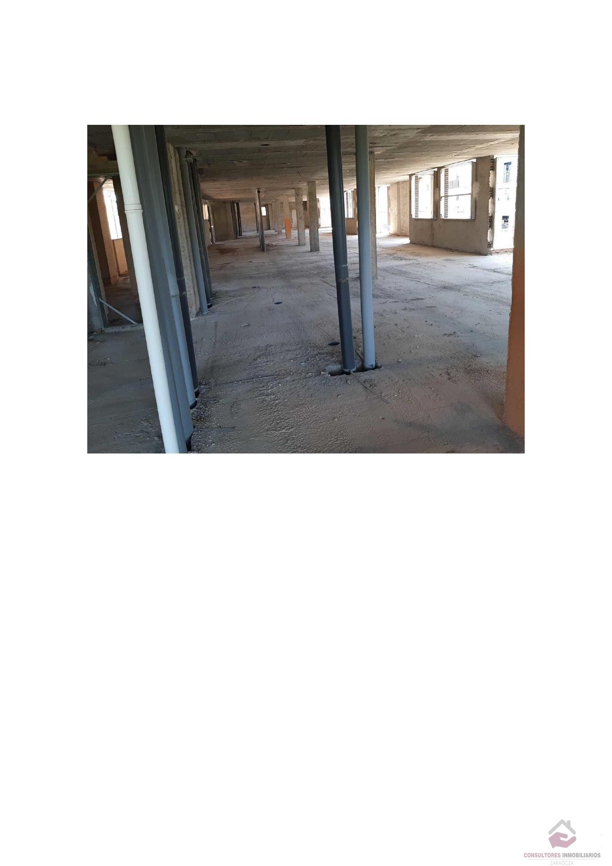 Venta de edificio en Zuera