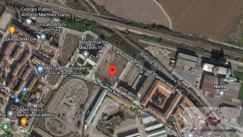 For sale of land in Zaragoza