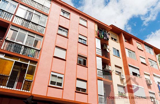For sale of flat in Zaragoza