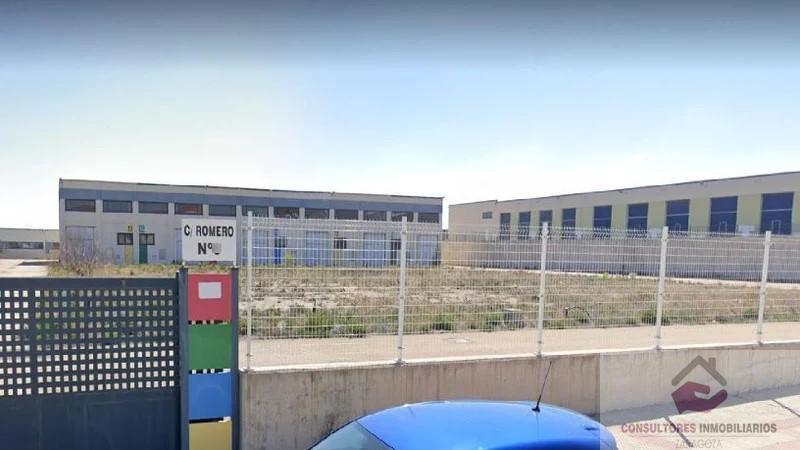 Venta de terreno en Cartuja Baja