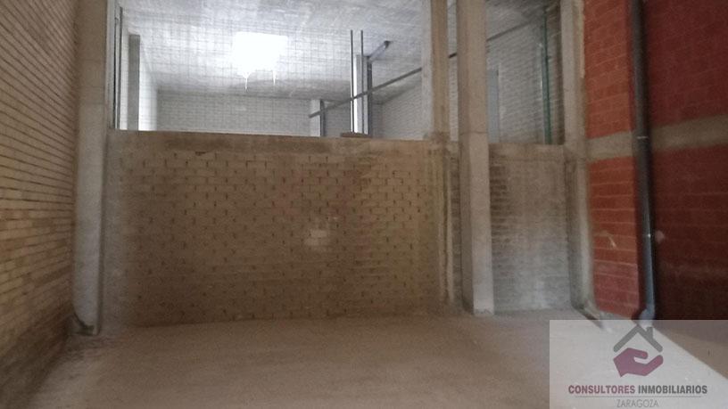 Venta de local en Cuarte de Huerva