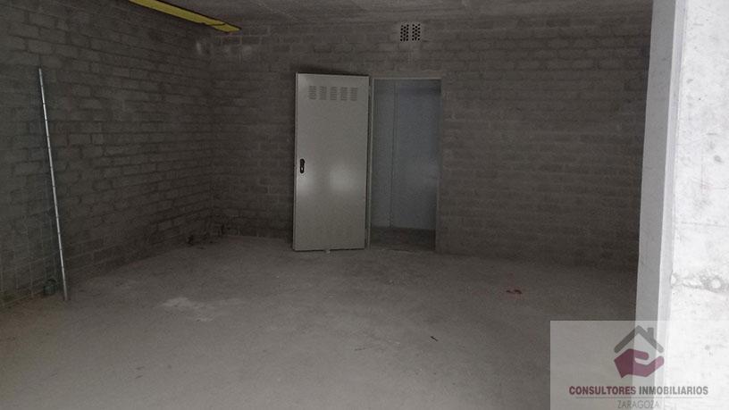 Venta de local en Cuarte de Huerva