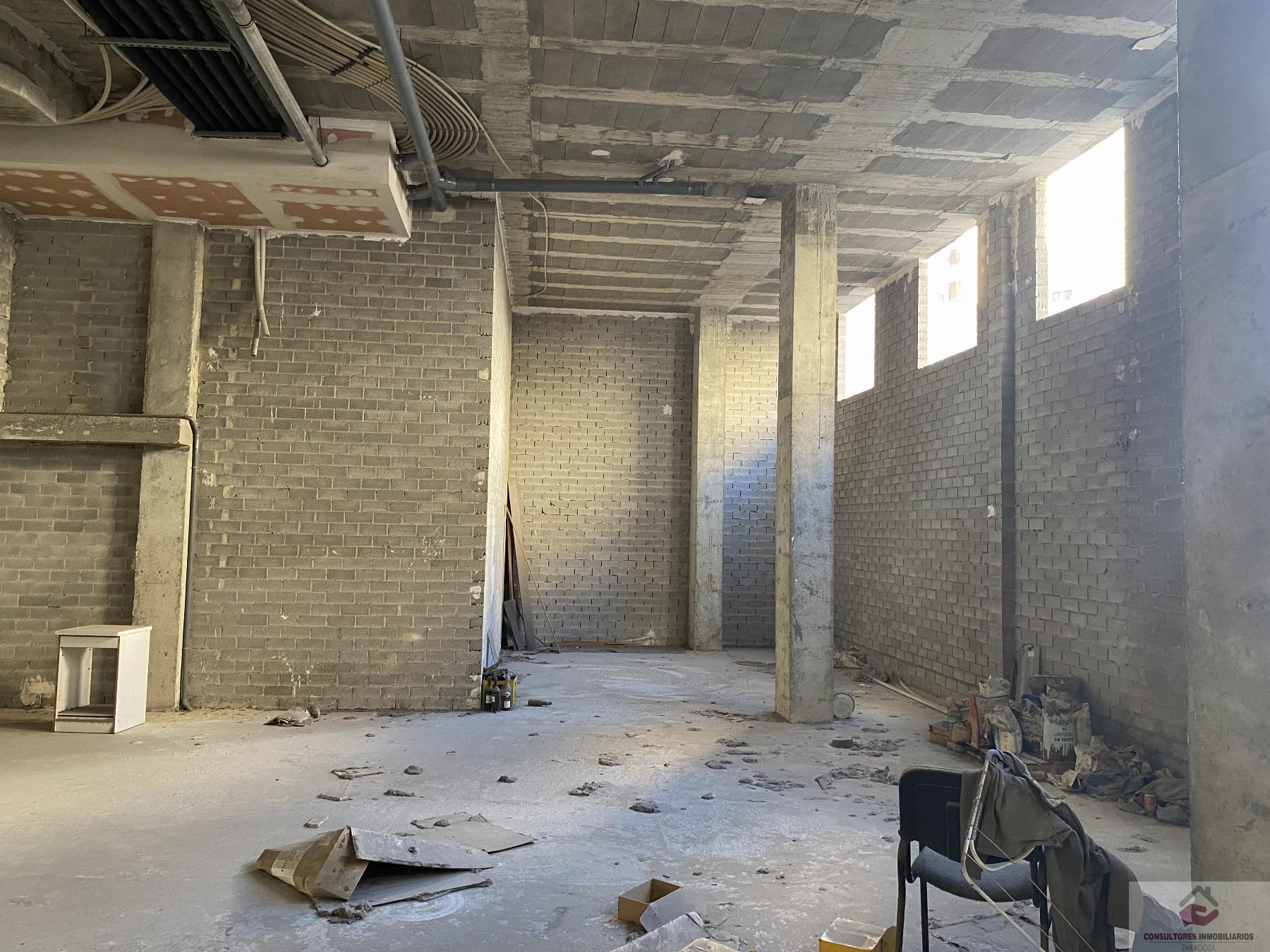 Venta de local en Zaragoza