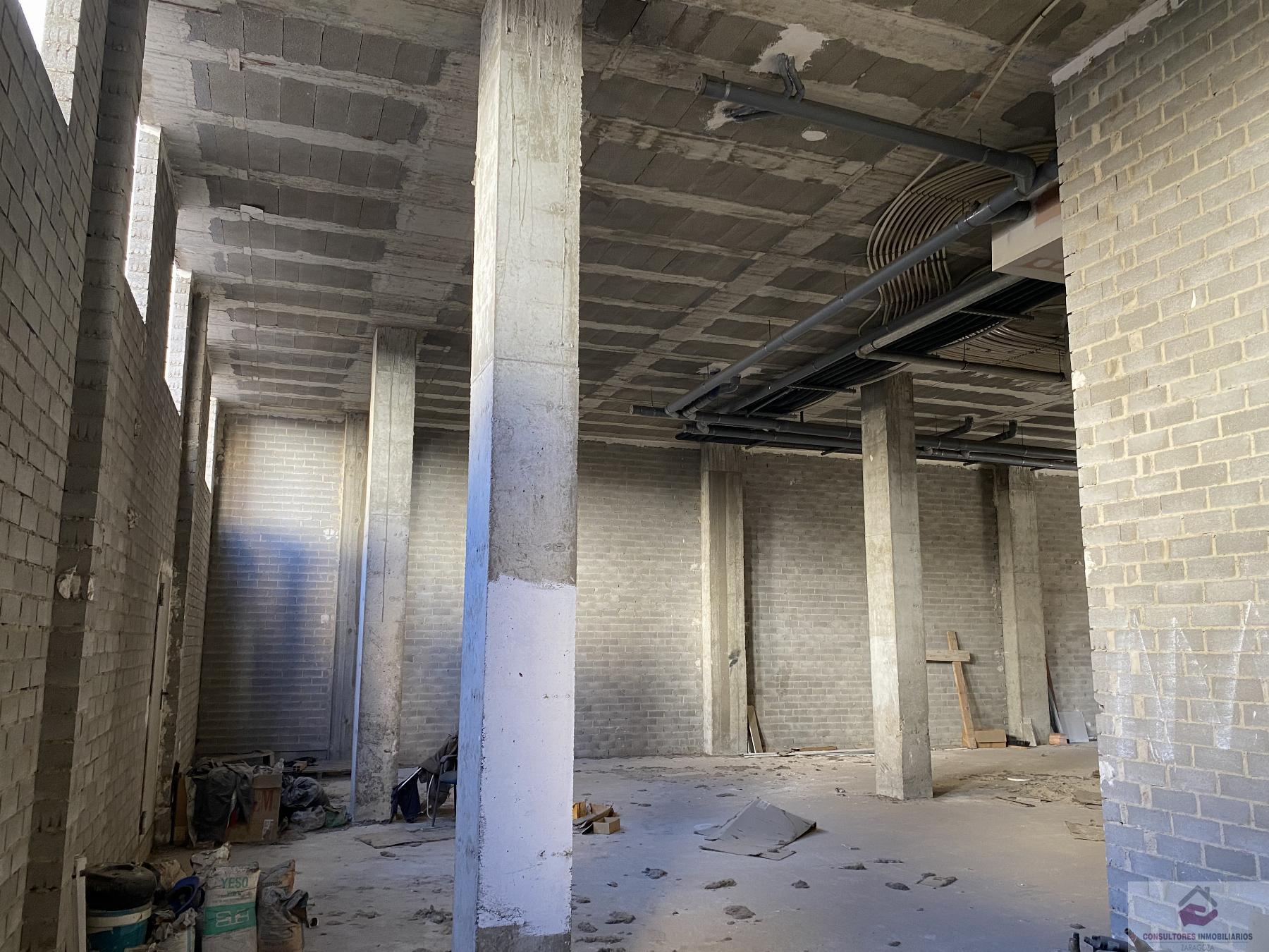 Venta de local en Zaragoza
