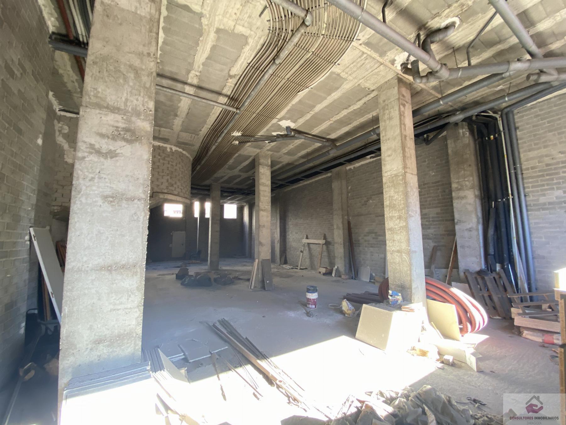 Venta de local en Zaragoza