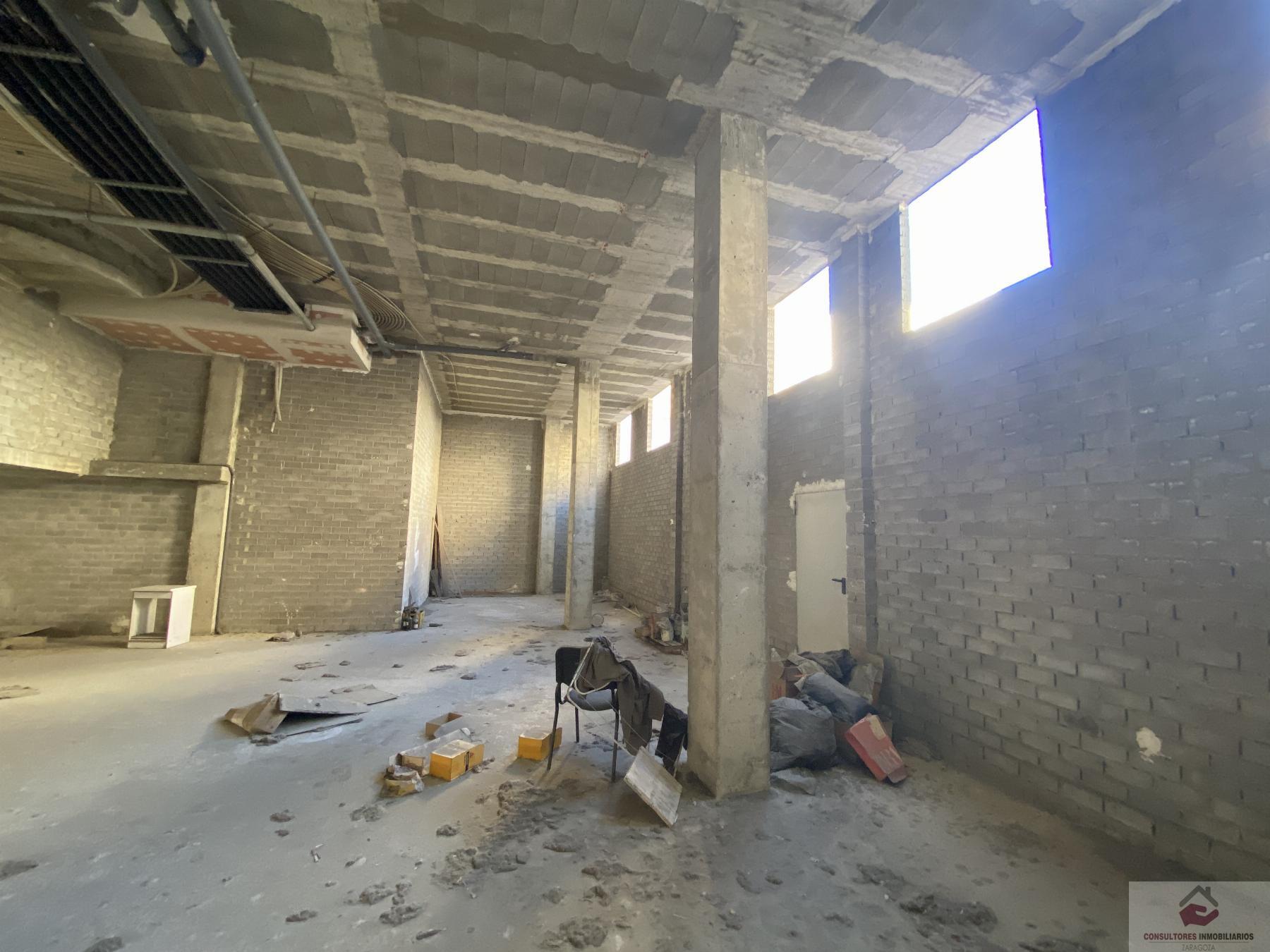Venta de local en Zaragoza