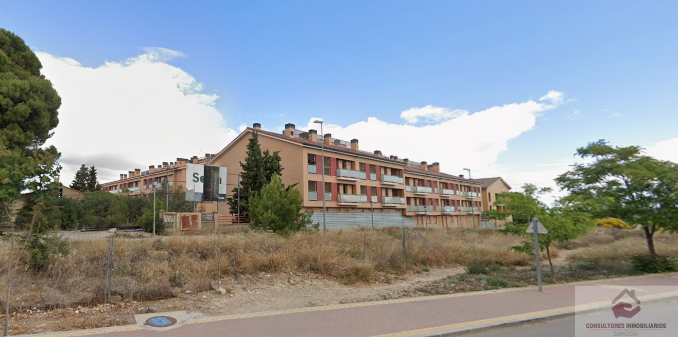 Venta de edificio en La Muela