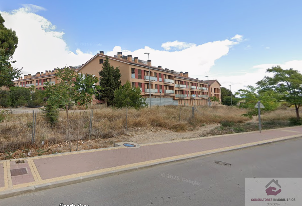 Venta de edificio en La Muela