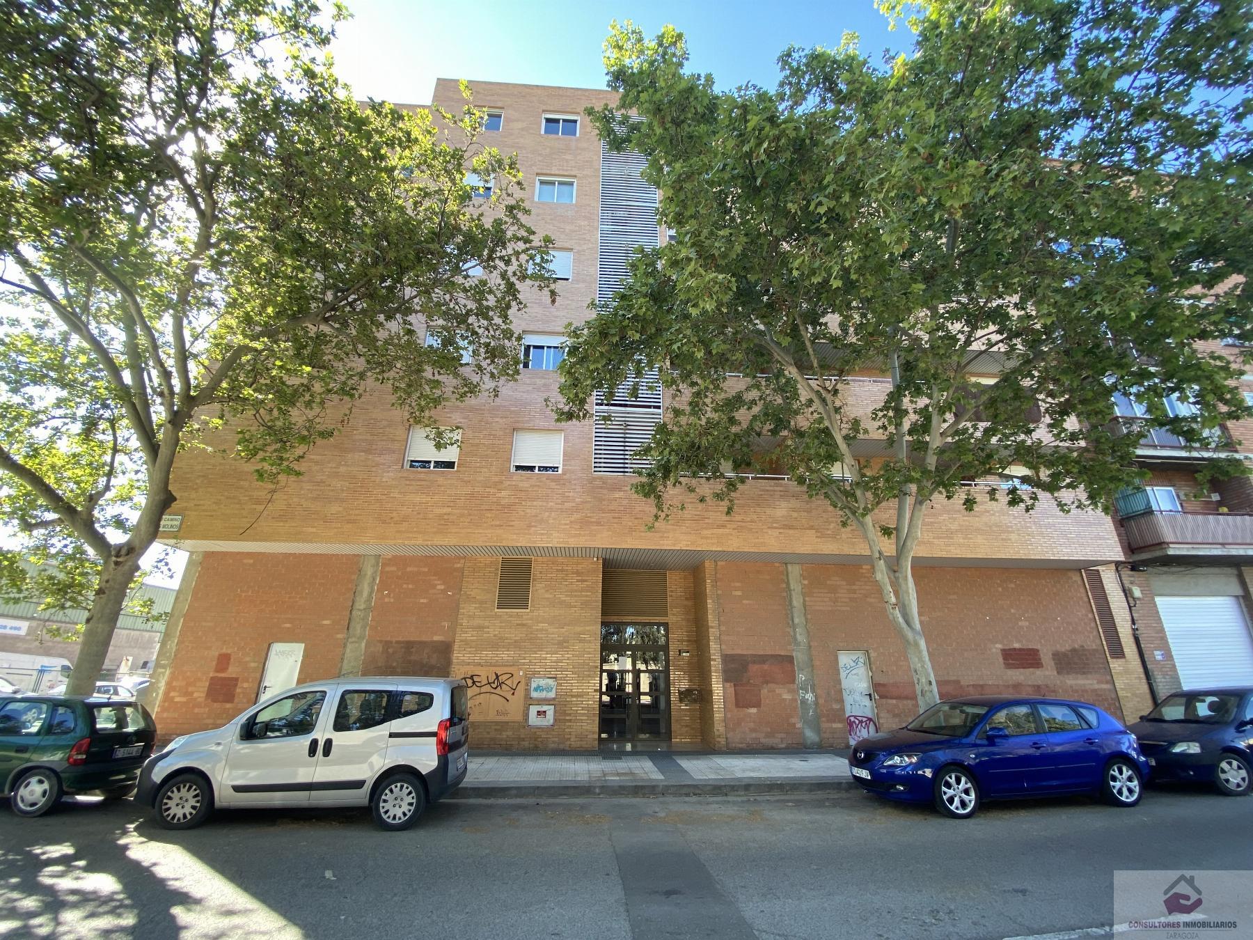 Venta de local en Zaragoza