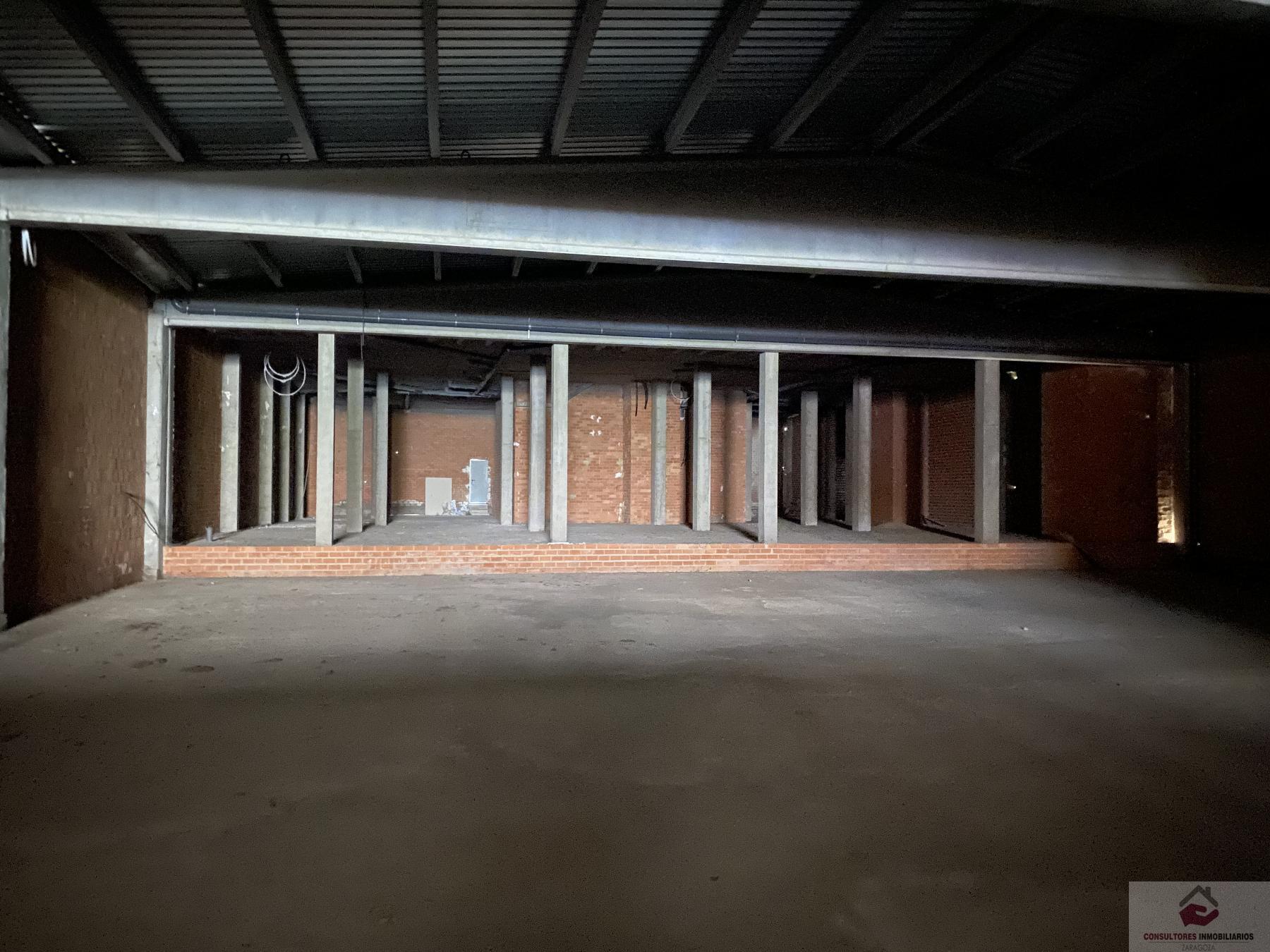 Venta de local en Zaragoza