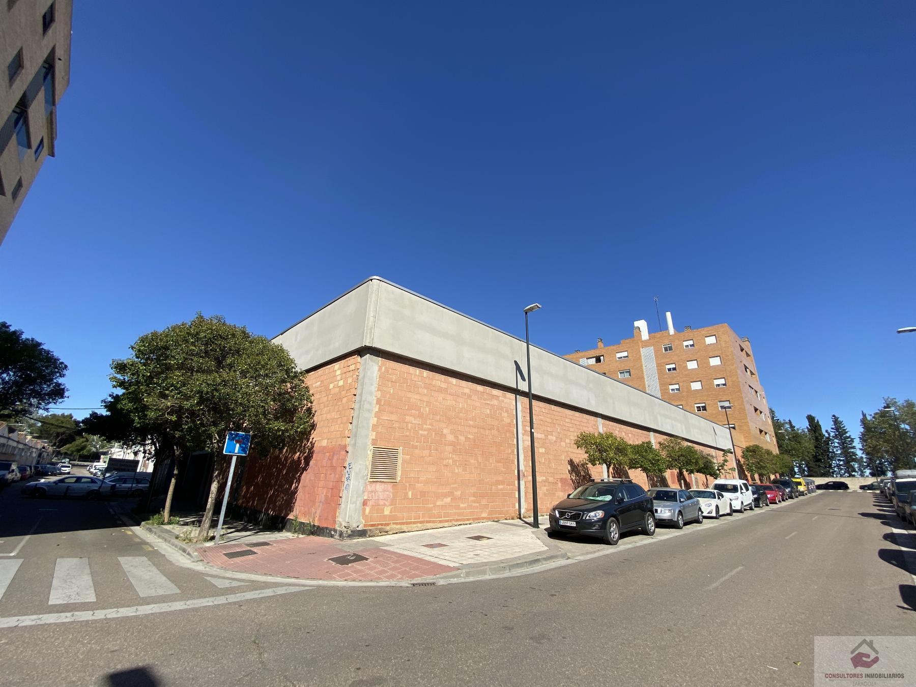 Venta de local en Zaragoza