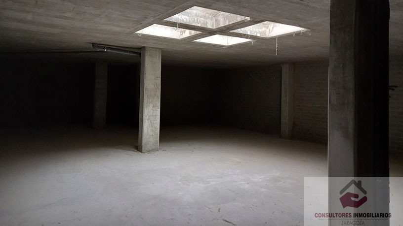 Venta de local en Cuarte de Huerva