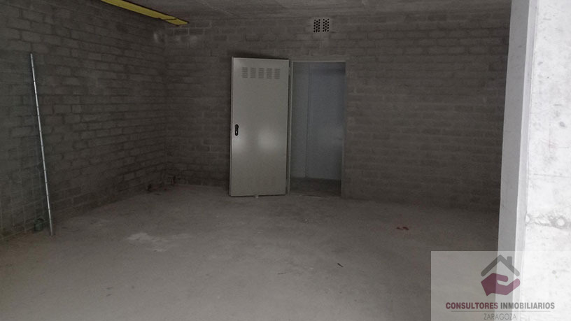 Venta de local en Cuarte de Huerva