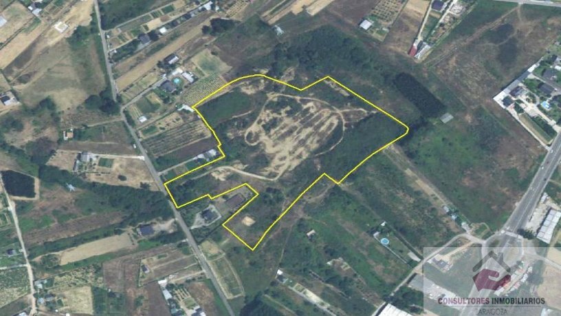 Venta de local en Cuarte de Huerva