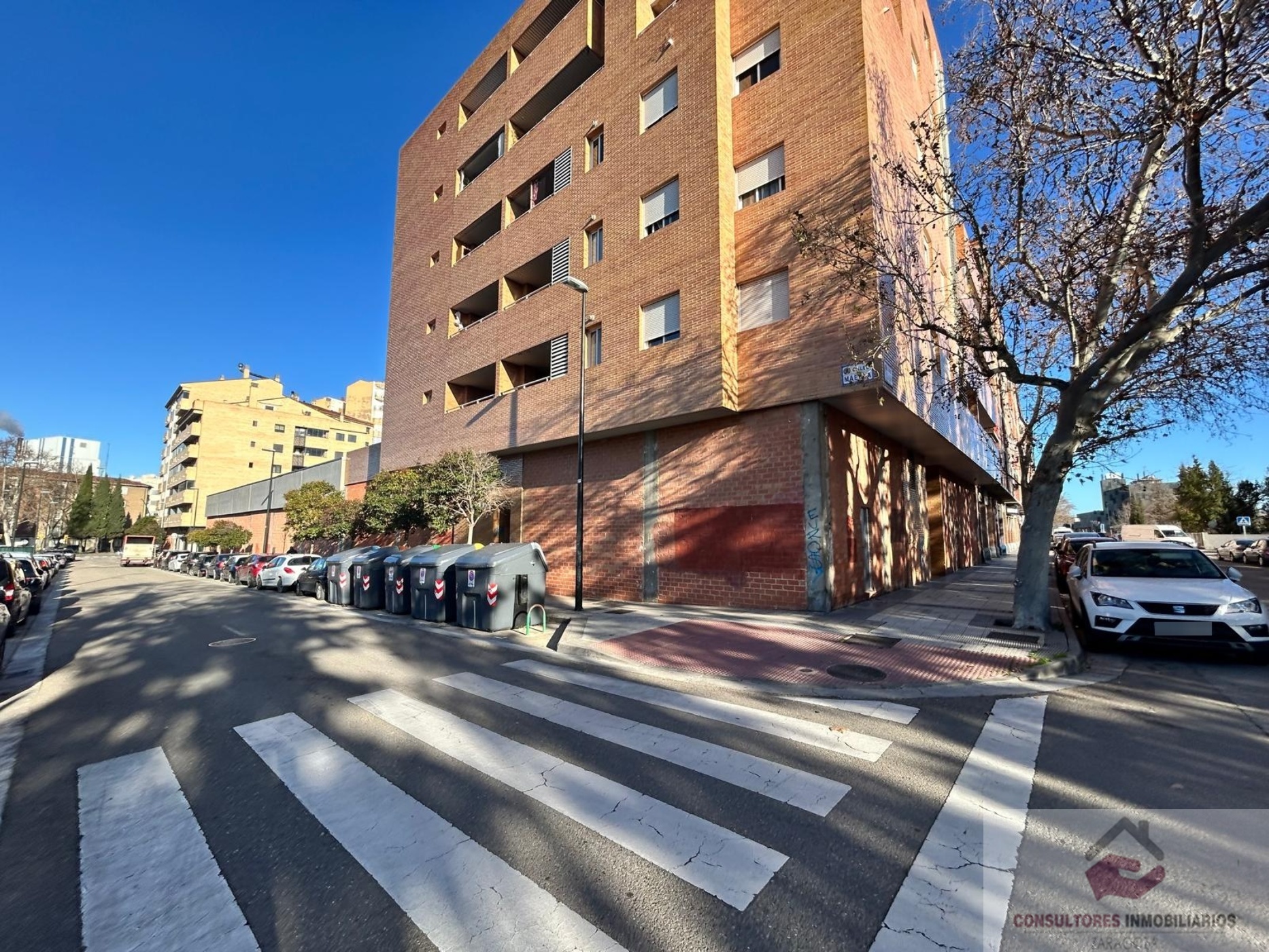 Venta de local en Zaragoza