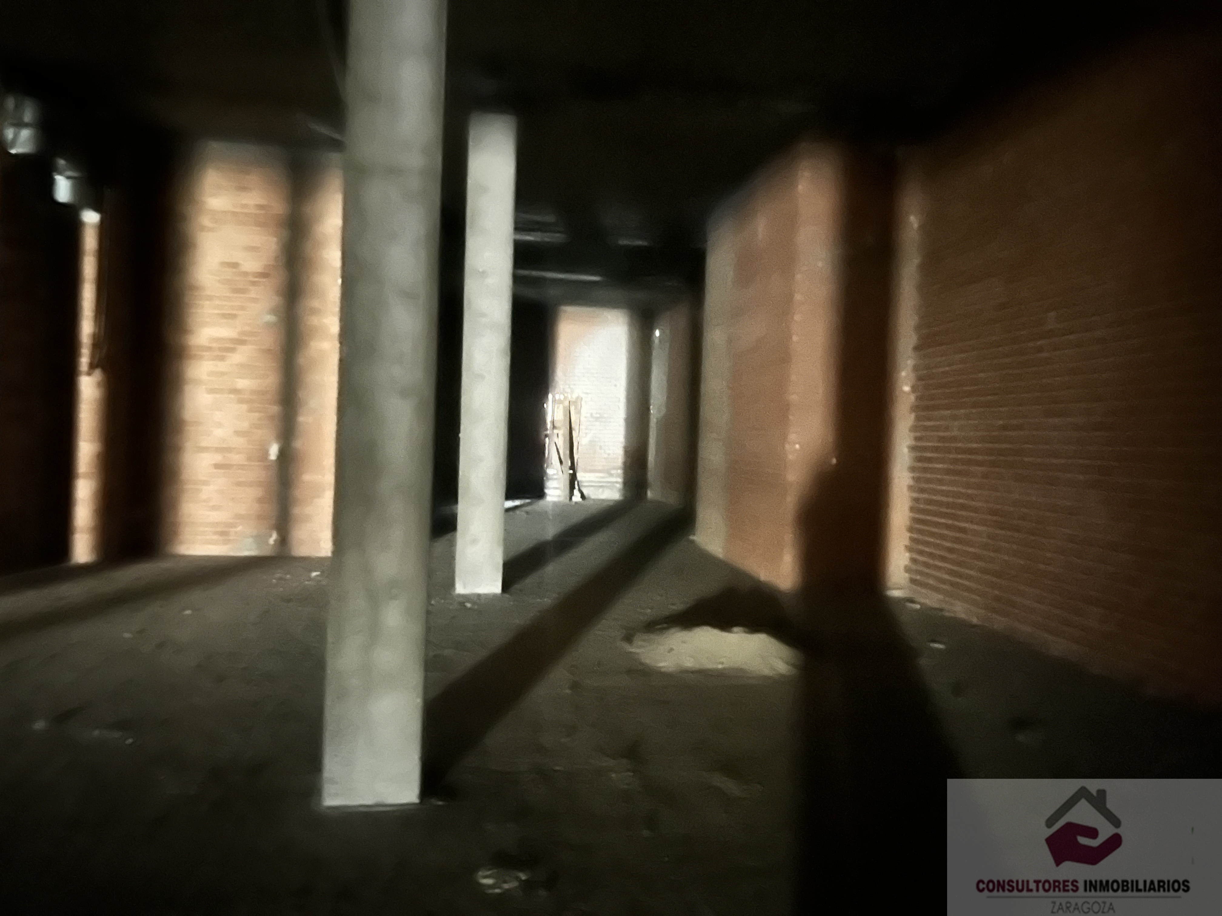 Venta de local en Zaragoza