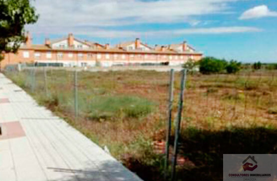 Venta de terreno en La Muela