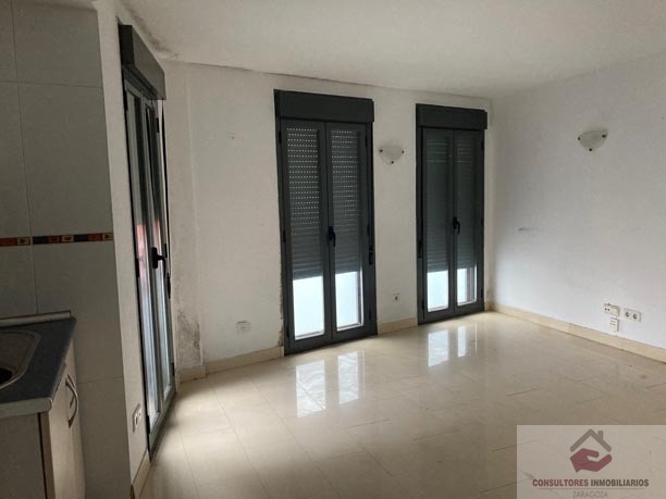 Venta de nave en Zaragoza