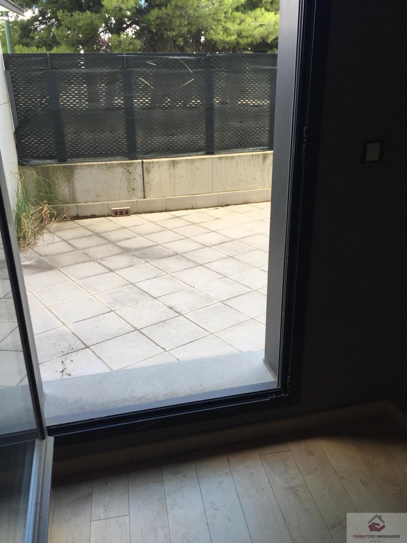 For rent of flat in Zaragoza